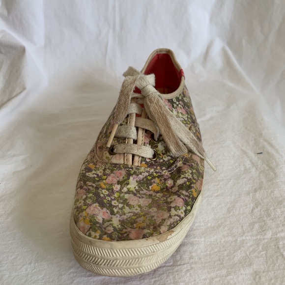 Floral Keds | Size 9 - Picture 5 of 11